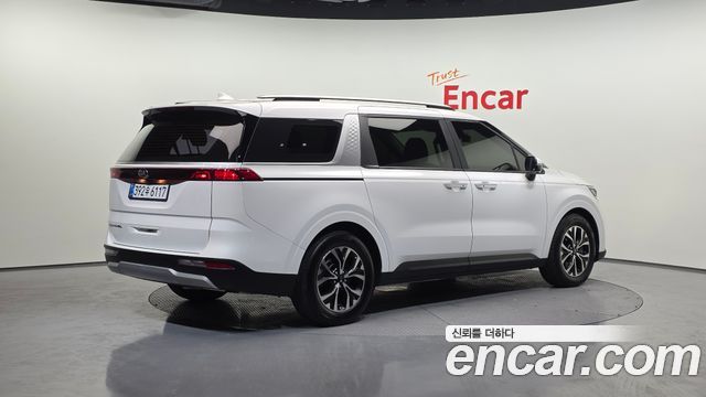 Kia Carnival (IV) Gasoline 9-Seater Prestige 2021 — фото 2