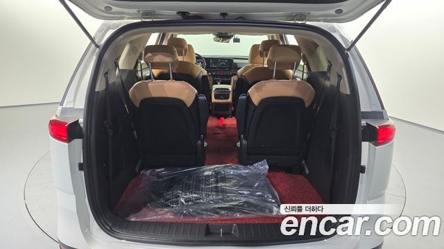 Kia Carnival (IV) Gasoline 9-Seater Prestige 2021 — фото 20