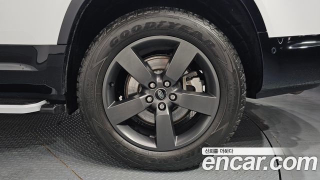 Land Rover Defender (L663) 130 P400 X-Dynamic HSE 2023 — фото 5