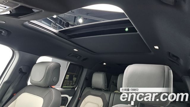 Land Rover Defender (L663) 130 P400 X-Dynamic HSE 2023 — фото 17