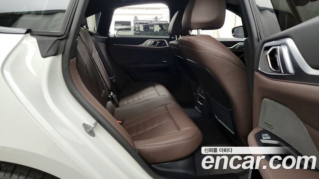 BMW 4 Series (G22) 420i M Sports GranCoupe 2024 — фото 16