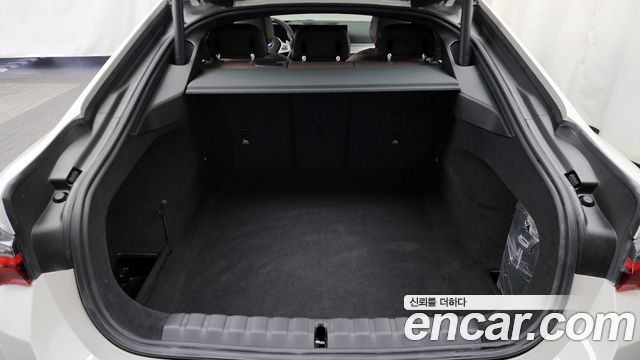 BMW 4 Series (G22) 420i M Sports GranCoupe 2024 — фото 24