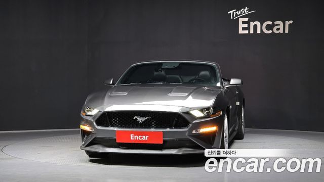 Ford Mustang GT Convertible