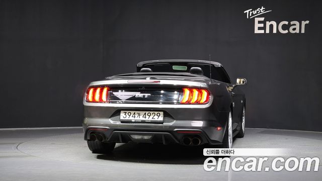 Ford Mustang GT Convertible 2020 — фото 4