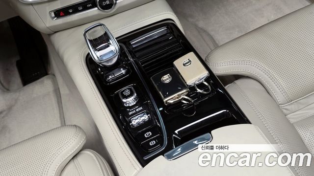 Volvo S90 T8 AWD Excellence 2020 — фото 9