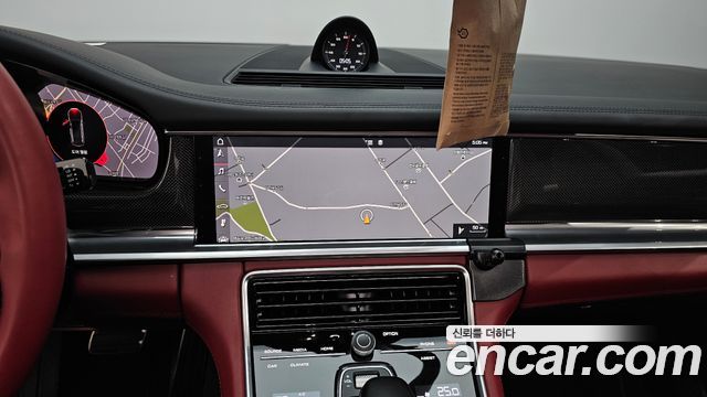 Porsche Panamera (971) 4.0 GTS 2019 — фото 14