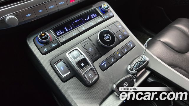 Hyundai Palisade Diesel 2.2 2WD Prestige 2022 — фото 9