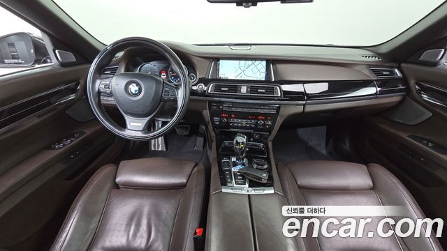 BMW 7 Series (F01) 750Ld xDrive Individual 2015 — фото 7