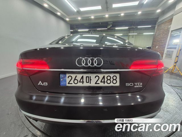Audi A8 50 TDI Quattro D4 2015 — фото 3