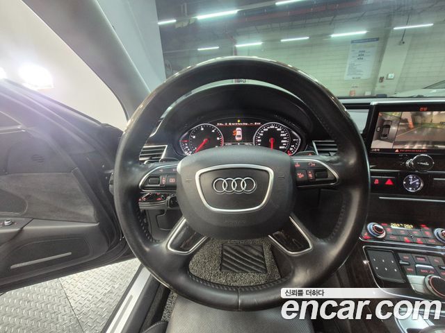 Audi A8 50 TDI Quattro D4 2015 — фото 8