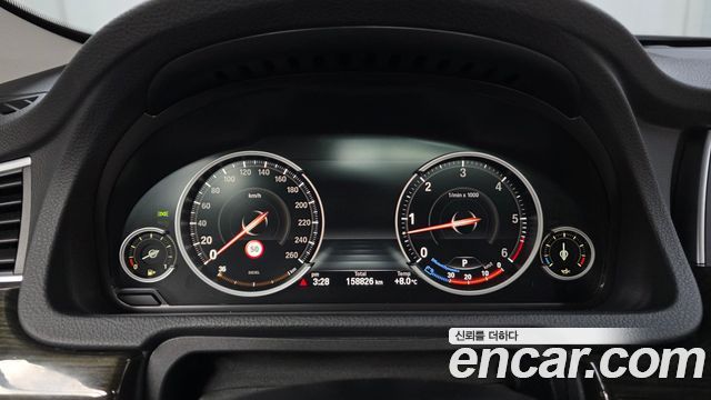 BMW 5 Series GT (F07) GT 30d xDrive 2016 — фото 8