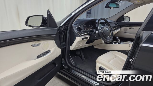 BMW 5 Series GT (F07) GT 30d xDrive 2016 — фото 10