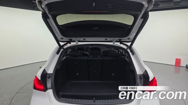 BMW 1 Series (F40) 120i Sports 2024 — фото 20