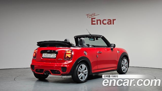 MINI Cooper S Convertible JCW 3rd 2020 — фото 2