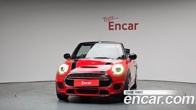 MINI Cooper S Convertible JCW 3rd 2020 — фото 3