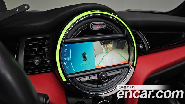 MINI Cooper S Convertible JCW 3rd 2020 — фото 16