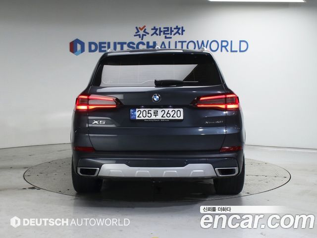 BMW X5 (G05) xDrive 40i xLine 2022 — фото 4