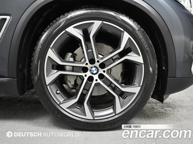 BMW X5 (G05) xDrive 40i xLine 2022 — фото 5