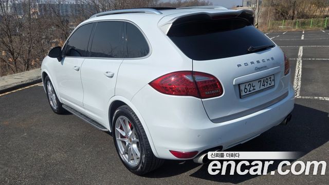 Porsche Cayenne 3.0 Diesel Platium Edition 958 2014 — фото 4