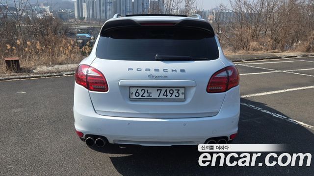 Porsche Cayenne 3.0 Diesel Platium Edition 958 2014 — фото 5