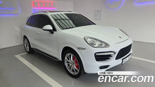 Porsche Cayenne 3.0 Diesel Platium Edition 958 2014 — фото 8