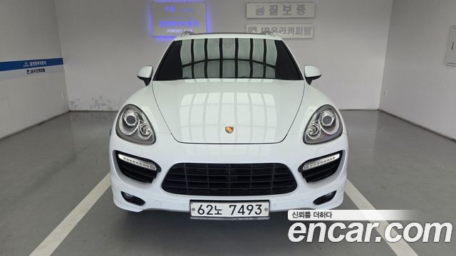 Porsche Cayenne 3.0 Diesel Platium Edition 958 2014 — фото 9