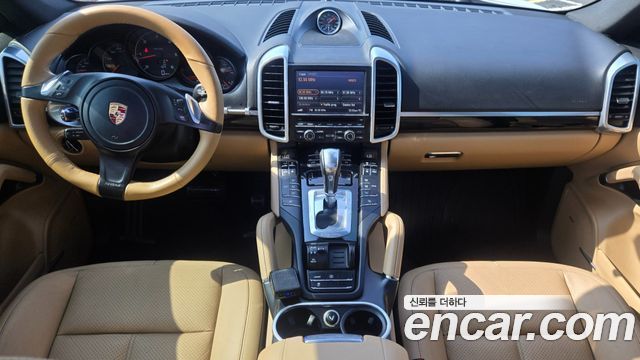 Porsche Cayenne 3.0 Diesel Platium Edition 958 2014 — фото 17