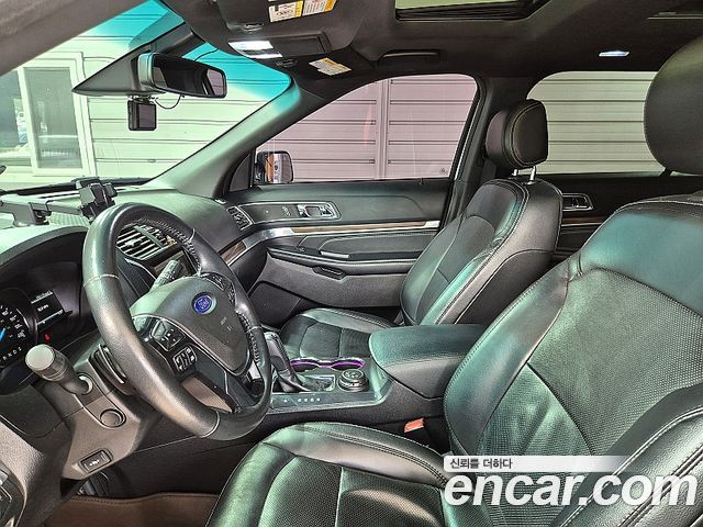Ford Explorer 2.3 Limited 4WD 5th 2016 — фото 8