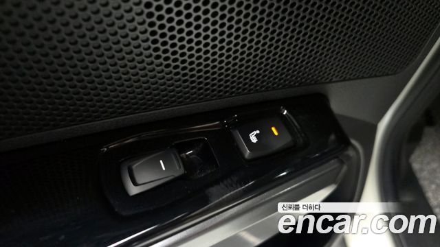 KG Mobility (SsangYong) Tivoli 1.5 2WD V7 2024 — фото 19