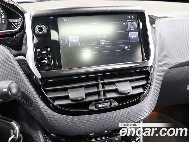 Peugeot 2008 1.6 BlueHDi Feline 2015 — фото 8