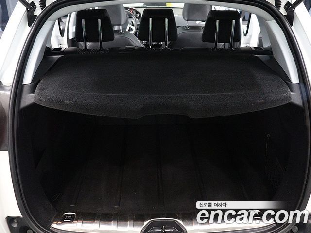 Peugeot 2008 1.6 BlueHDi Feline 2015 — фото 21