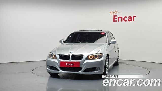 BMW 3 Series (E90) 320i Sedan CP 2011 — фото 3