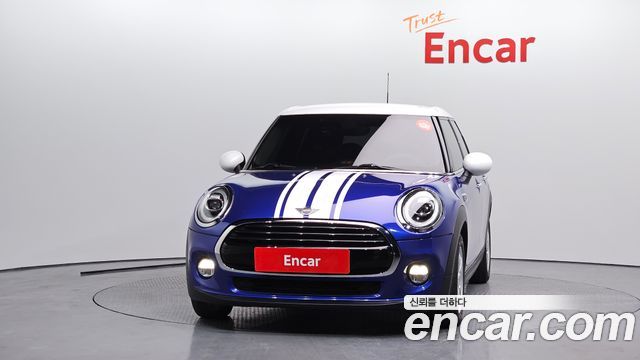 MINI Cooper 5Door Standard 3rd 2019 — фото 3