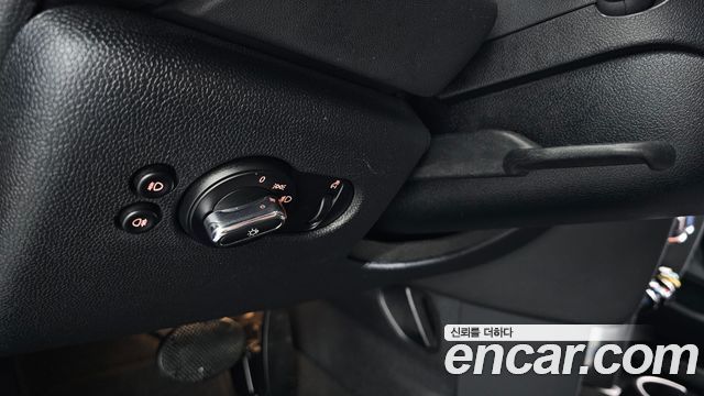 MINI Cooper 5Door Standard 3rd 2019 — фото 19