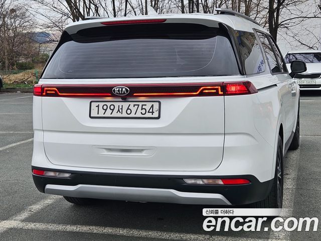 Kia Carnival (IV) Diesel 9-Seater Prestige 2022 — фото 6