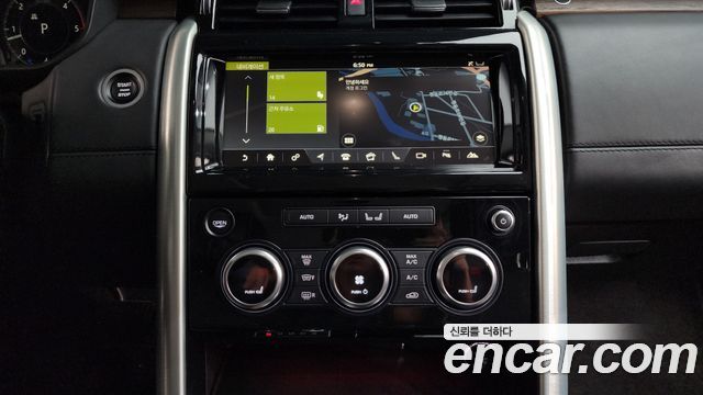 Land Rover Discovery 5 3.0 TD6 HSE Luxury 2018 — фото 14