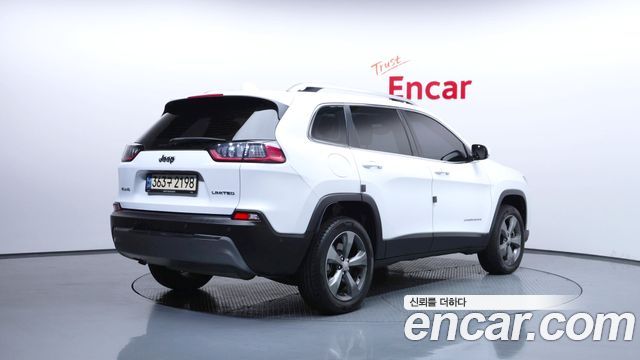 Jeep Cherokee (KL) 2.4 Limited AWD 2021 — фото 2
