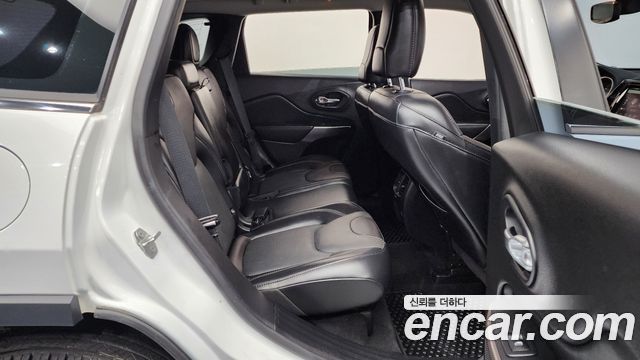 Jeep Cherokee (KL) 2.4 Limited AWD 2021 — фото 12