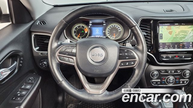 Jeep Cherokee (KL) 2.4 Limited AWD 2021 — фото 13