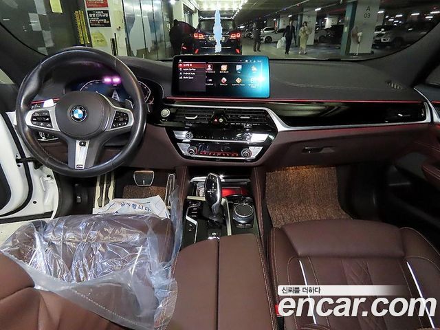 BMW 6 Series GT (G32) 630i xDrive M Sport 2022 — фото 10