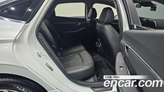 Hyundai Sonata (DN8) 2.0 Premium 2021 — фото 12