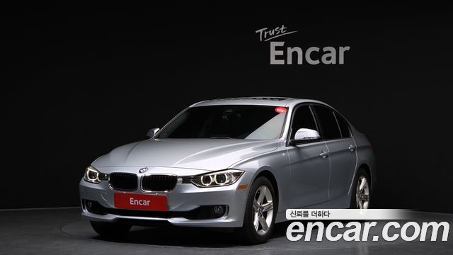 BMW 3 Series (F30) 320i