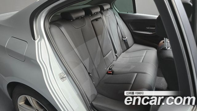 BMW 3 Series (F30) 320i 2014 — фото 12