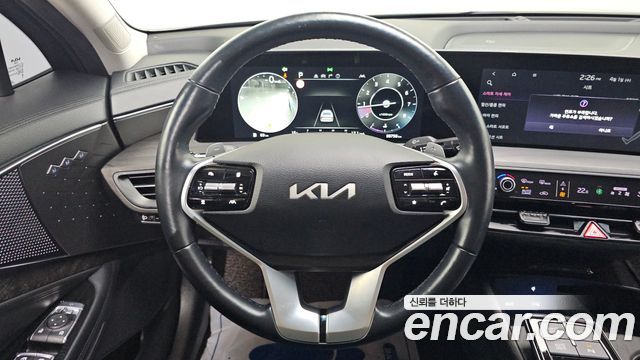 Kia K8 2.5 Gasoline 2WD Noblesse 2022 — фото 15