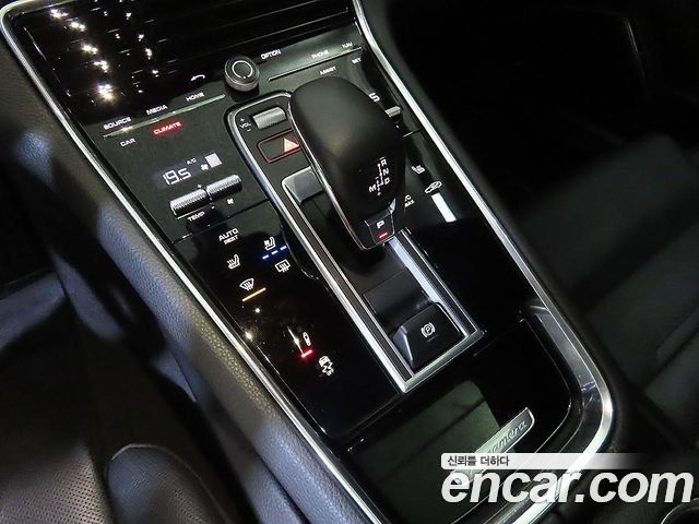 Porsche Panamera (971) 3.0 AWD 2019 — фото 16