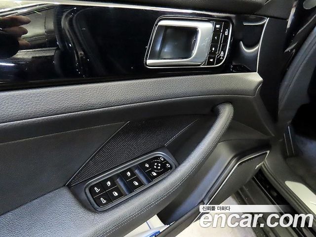 Porsche Panamera (971) 3.0 AWD 2019 — фото 17