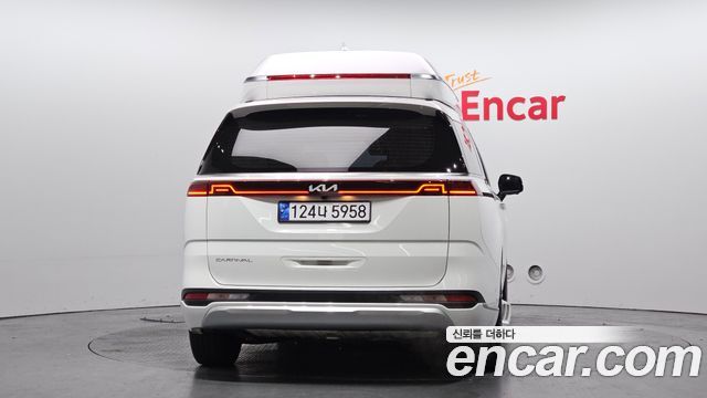 Kia Carnival (IV) Gasoline 9-Seater Hi-Limousine Signature 2022 — фото 4