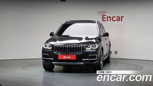 BMW X5 (G05) xDrive 40i xLine 2022 — фото 3