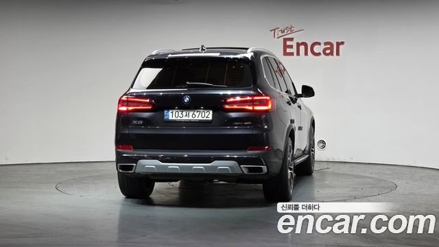 BMW X5 (G05) xDrive 40i xLine 2022 — фото 4