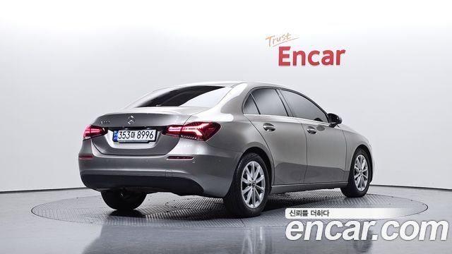 Mercedes-Benz A-Class (W177) A220 Sedan 2020 — фото 2